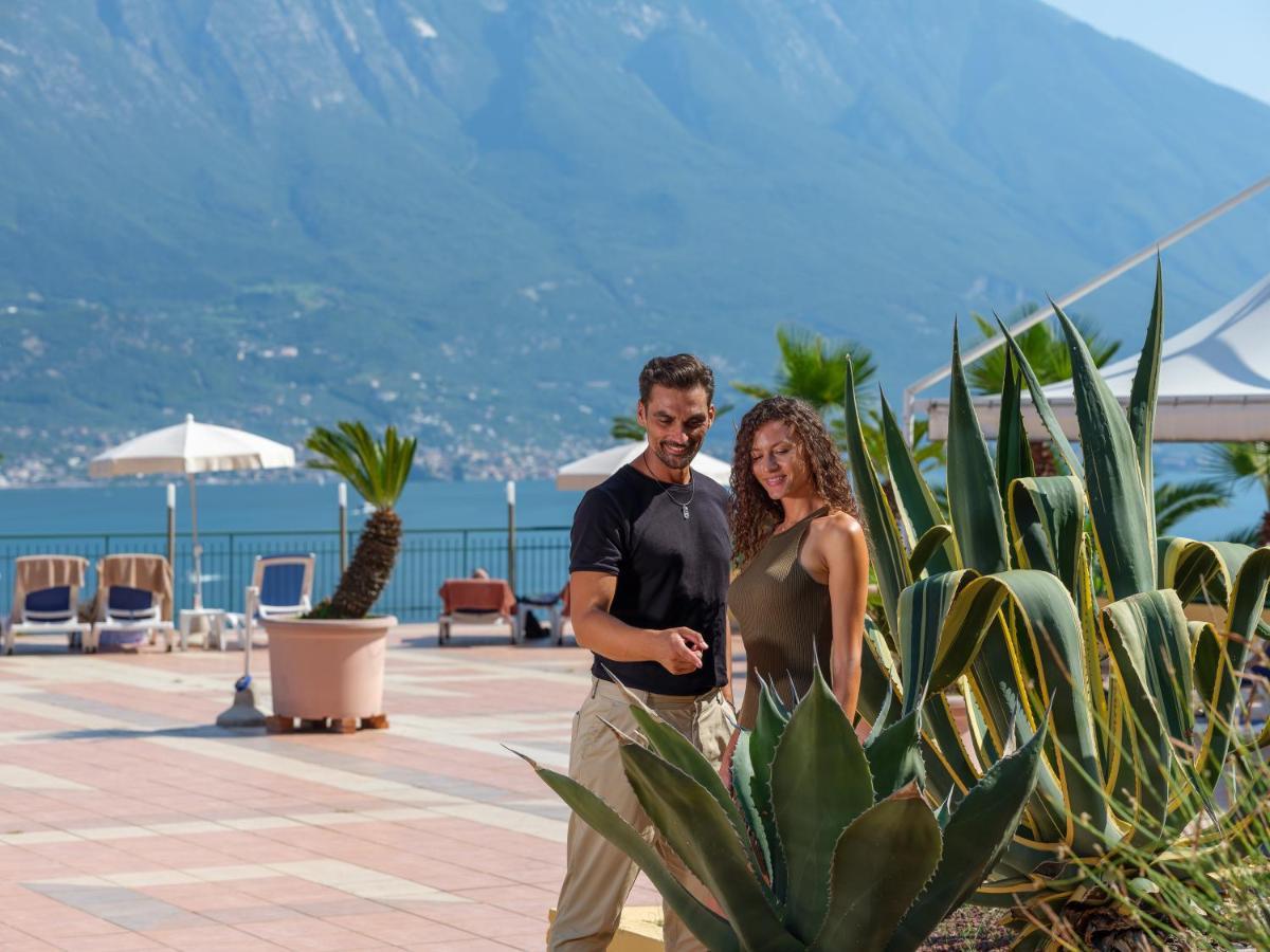 Hotel Cristina Limone sul Garda Exterior photo