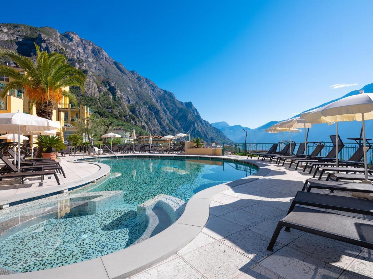 Hotel Cristina Limone sul Garda Exterior photo