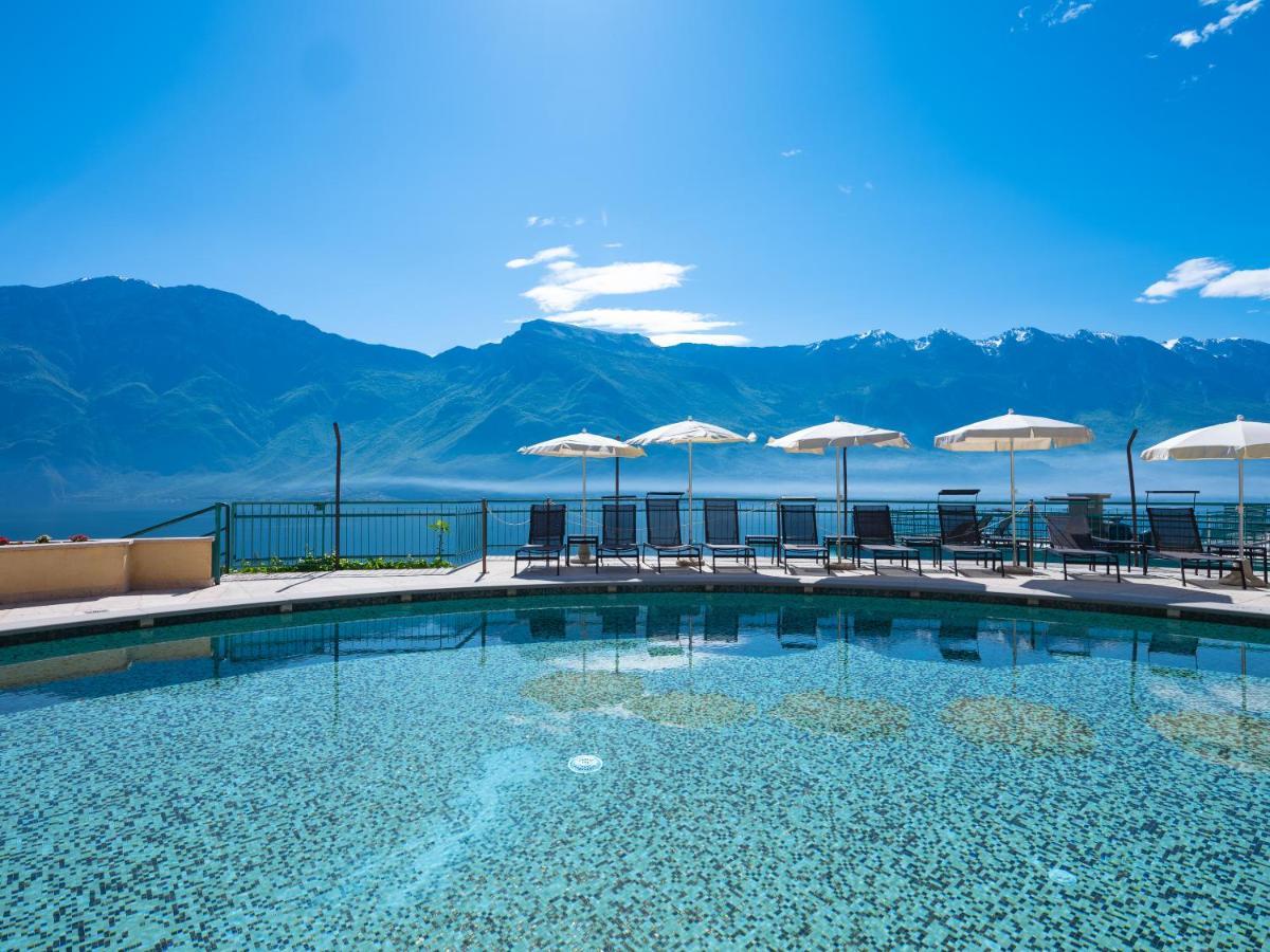 Hotel Cristina Limone sul Garda Exterior photo