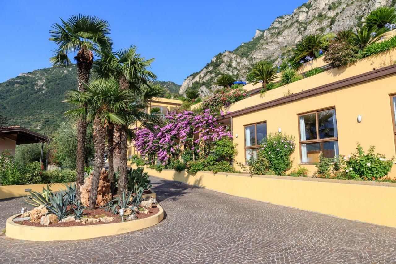 Hotel Cristina Limone sul Garda Exterior photo